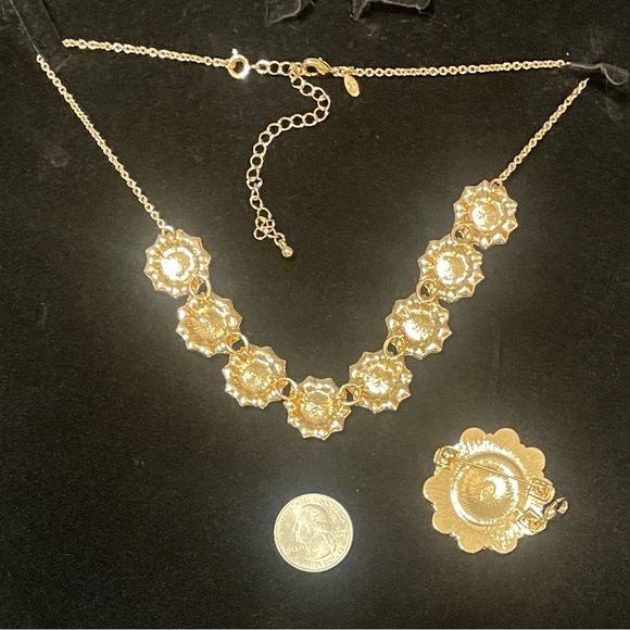 Orange Floral Statement Necklace & Broach Set - Picture 3 of 3